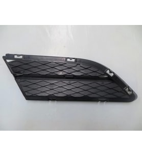 2009-2011 Bmw 3 Serisi Ön Tampon Panjuru Sol Siyah (Tw) (Adet) (Oem No:51117138417)
