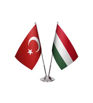 Macaristan İkili Masa Bayrağı