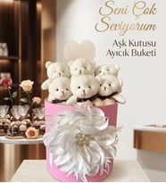 Aynalı Silindir Kutulu İçinde Peluş Ayıcık Buketi