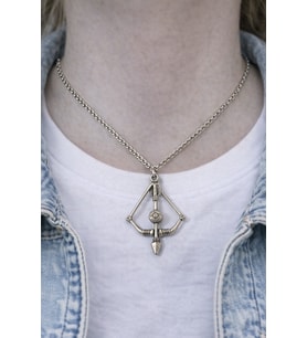 Iron Arrow – Ok & Yay Figürlü Unisex Kolye (60 cm Zincir)