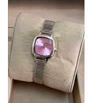 Gümüş Renk Kaplama Çelik Kordonlu Şık VIP Model Pembe Kare Kadranlı Kadın Saati  Vintage Şıklık
