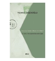 Dalgalı Suda Gölge Ve Suret