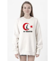 19 Mayıs Ata Beyaz Kadın 2ip Sweatshirt