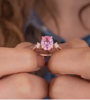 925 Ayar Gümüş Pembe Taşlı Nokta Kollu Yüzük