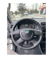 Skoda Octavia Mk2 A5 2005-2012 Araca Özel Dikmeli Direksiyon Kılıfı (Nokta Karbon)