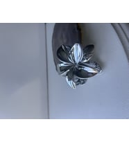 Lotus toka metalik gümüş renk