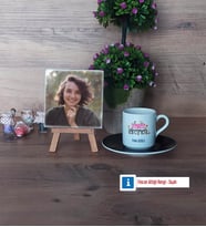 İngilizce Öğretmeni Fotoğraflı Dekoratif Taş, Ahşap Altlıklı Türk Kahvesi Fincanı Hediye (Model 7)