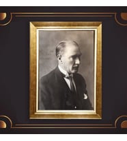 Altın Varaklı Çerçeveli Paspartulu Atatürk Tablo DC0802 (Gold)