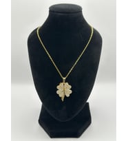 Arnes Jewelry Çelik Zirkon Taşlı Yoncalı Kolye (Gold)