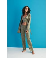 Kadın 13401 Dantelli Büstiyerli 3 Lü Kadife Pijama Takım
