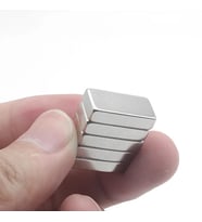 1 Adet 20x10x5 Mm Neodyum Magnet N35 Güçlü Mıknatıs Köşeli Ve Dayanıklı Nikel Kaplama