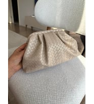 En Trend: Örgü Detaylı Kapitone Postacı / Clutch Çanta  Omuz Askılı Şıklık (Krem)