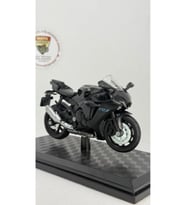 Yamaha YZF-R1 Siyah 1:18 Ölçek Orijinal Lisanslı Diecast Model Motosiklet