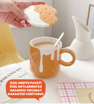 420ml Waffle Bisküvi Temalı Kaşıklı Özel Seramik Kupa Bardak Özel Gün ve Doğum Günü Hediyesi
