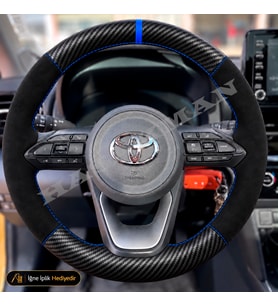 Toyota Yaris Cross XP210 Dikme Direksiyon Kılıfı Alcantara Süet Mat Karbon Mavi Yüzük ve Dikiş Dream-Flame-Passion 2021-2026