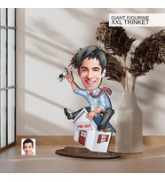 BK Gift Kişiye Özel Emlakçı Karikatürlü Büyük Boy Ahşap Biblo-1 Arkadaşa Hediye , Sevgiliye Hediye, Kişiye Özel Biblolar