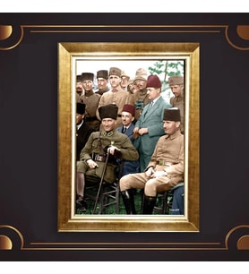Altın Varaklı Çerçeveli Paspartulu Atatürk Tablo z5129 (Gold)