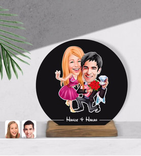 BK Gift Kişiye Özel Sevgililer Karikatürlü Yuvarlak Ahşap Biblo-9