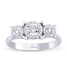 0.25 Ct. Üç Taş Pırlanta Yüzük