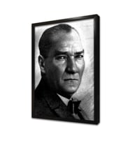 Atatürk Siyah Beyaz Çerçeveli Cam Tablo
