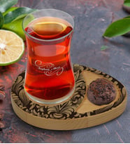 BK Gift Kişiye Özel Retro Motif Tasarımlı Doğal Ahşap Tabaklı Heybeli Çay Bardağı Sunum Seti Model 6