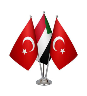 Masa Üstü Sudan Bayrağı Türk Bayrağı Üçlü Krom Direk Masa Bayrak Seti
