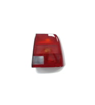 VW Passat B5 Sedan 1997-00 Sağ Arka Stop Fren Park Lambası 3B5945096G