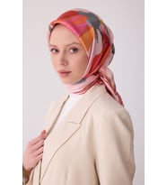 Çiçek Desen İpek Twill Eşarp   - 2026 İlkbahar-Yaz (T)   4303 (A.Pembe)