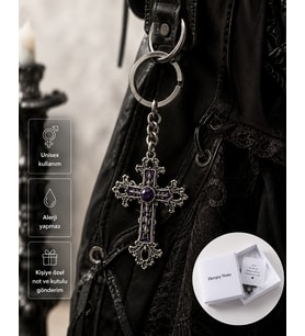 Gotik Kelebek ve Haç Figürlü Anahtarlık – Alternatif Stil Unisex Aksesuar