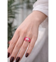 Pembe Fiyonk Detaylı Taşlı Çelik Yüzük