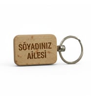 Kişiye Özel Mini Dikgörtgen Ahşap Anahtarlık – Soyad ve Ailesi Yazılı Lazer Gravür Anahtarlık – Özel Tasarım Aile Hediyesi