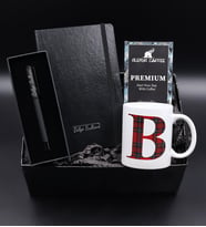 Kişiye Özel Siyah Defter & Siyah Mat Roller Kalem & Alerya Premium Filtre Kahve & Ekose Desenli Harf Kupa Hediye Seti