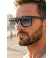 SUNSTOP UV400 Polarize Lacivert Erkek Güneş Gözlüğü 1320 C8383M - Esnek ve Dayanıklı Gövde