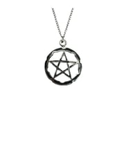 Pentagram Wicca Sembol Figürlü Unisex Kolye – 60 cm Zincirli Gotik, Spiritüel ve Mistik Tasarım
