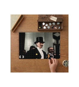 Ulu Önder Mustafa Kemal Atatürk Tasarımı 240 parça Ahşap Puzzle Ahşap Kutuda MP06948