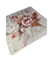 Emilya Rayon Çiçek Desenli Eşarp 90x90 cm (Krem)