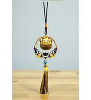 Kişiye Özel Maneki Neko Feng Shui Şans ve Bereket Kedisi – Araba ve Duvar Süsü 26 cm