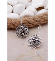 Safir Taşlı Telkaari Elişi Gümüş Çiçek Küpe 5786 (Lacivert)