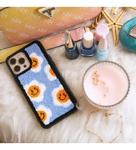 Smiling Sun Punch İşlemeli Telefon Kılıfı