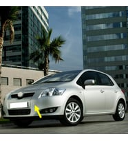 Toyota Auris 2007-2012 Ön Tampon SOL Çeki Kapak Çekme Demiri Kapağı