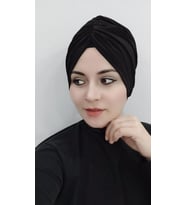 Kadın Büzgülü Hazır Trend Siyah Bone