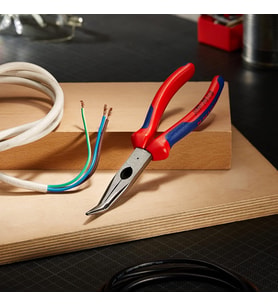 Knipex Iğne Burunlu Pense, Keskin Uçlu (Leylek Gagalı Pense) Siyah Atramentize Edilmiş, Çok Bileşenl