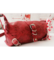 Fular Aksesuarlı Salaş Kadın Çantası 👜🎀  Günlük Kullanım & Rahat Stil (Kırmızı)