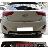 Hyundai İ30 Siyah Difüzör Difizör Kare Egzoz Görünüm Reflektörlü