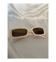 Vintage Model Baklava Desen Detaylı Krem Unisex Güneş Gözlüğü