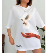 Kadın Kısa Kol Yazlık Tişört Bisiklet Yaka Uzi Güvercin Baskılı T-Shirt - Beyaz