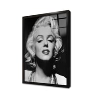 Marilyn Monroe Çerçeveli Cam Tablo