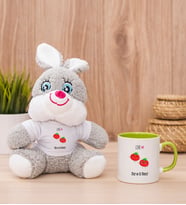 Kişiye Özel Sevimli Domatesler Peluş Tavşan ve Yeşil Kupa