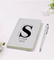 BK Gift Kişiye Özel İsimli 9x14cm Beyaz Defter ve Kalem Hediye Seti - Model 34
