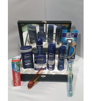 Nivea 10 Parça Damat Çeyizi Tıraş Ve Bakım Seti Deri Kutulu